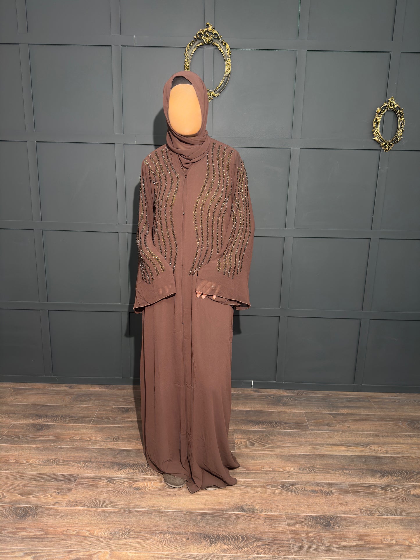 Abaya Sana